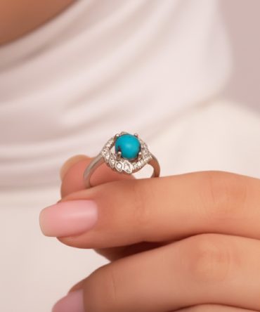 خاتم فيروز نسائي